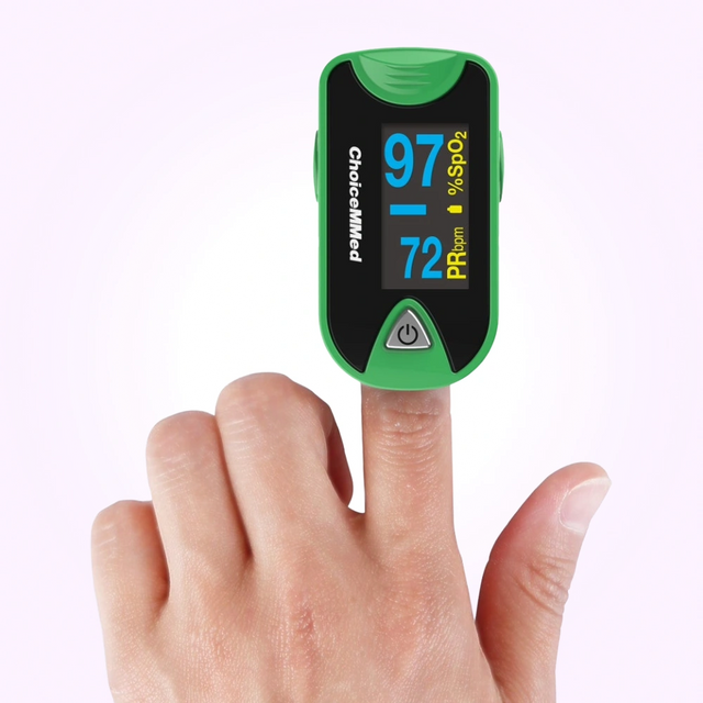 ChoiceMMed Dual Color OLED Finger Pulse Oximeter in use