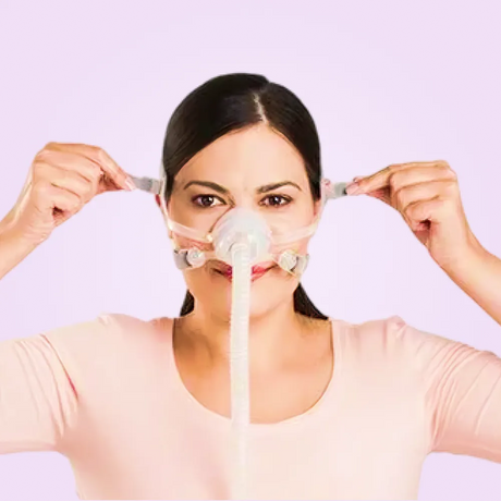 6a96dccd967b0_resmed-airfit-n10-per-lei-maschera-nasale-cpap-indossata-da-una-donna-vista-frontale.webp