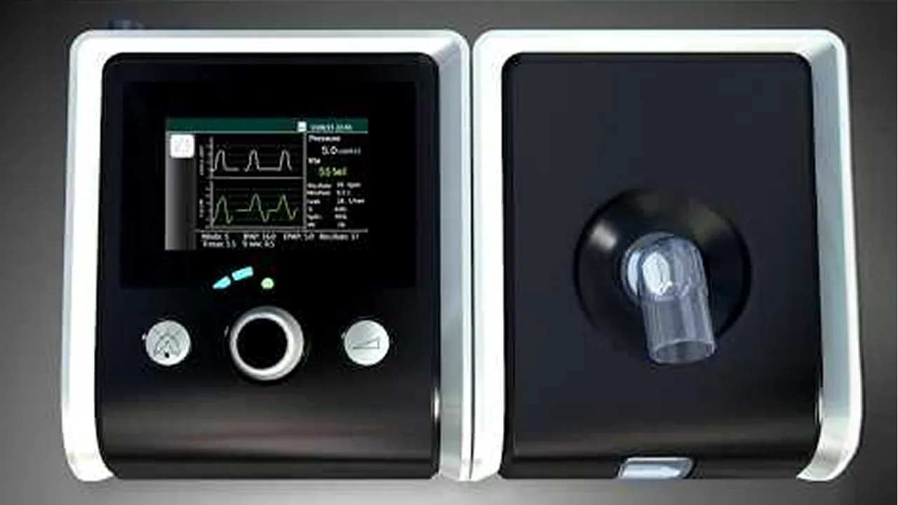 3.5-inch color LCD display