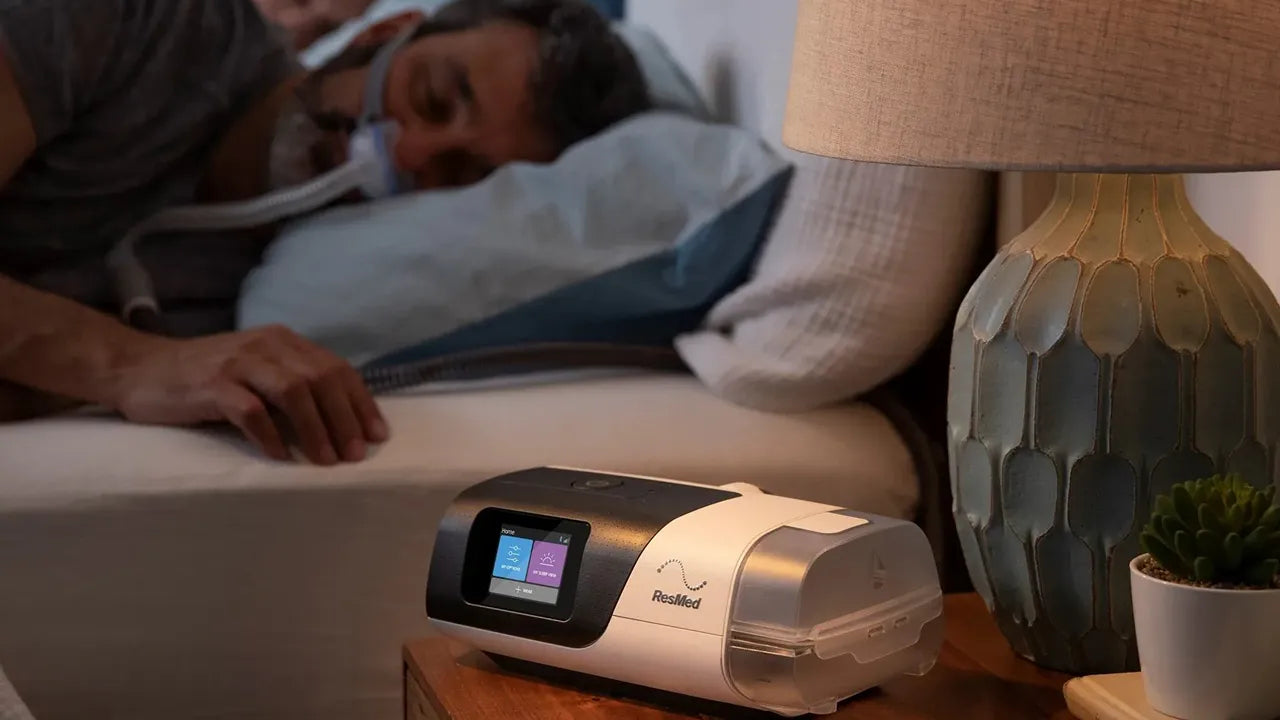 Integrated Heated Humidifier with Climate Control